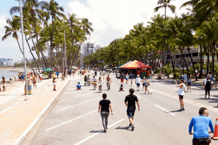 Passeio Pela Orla De Macei Saiba O Que Fazer E Onde Comer Tambaqui